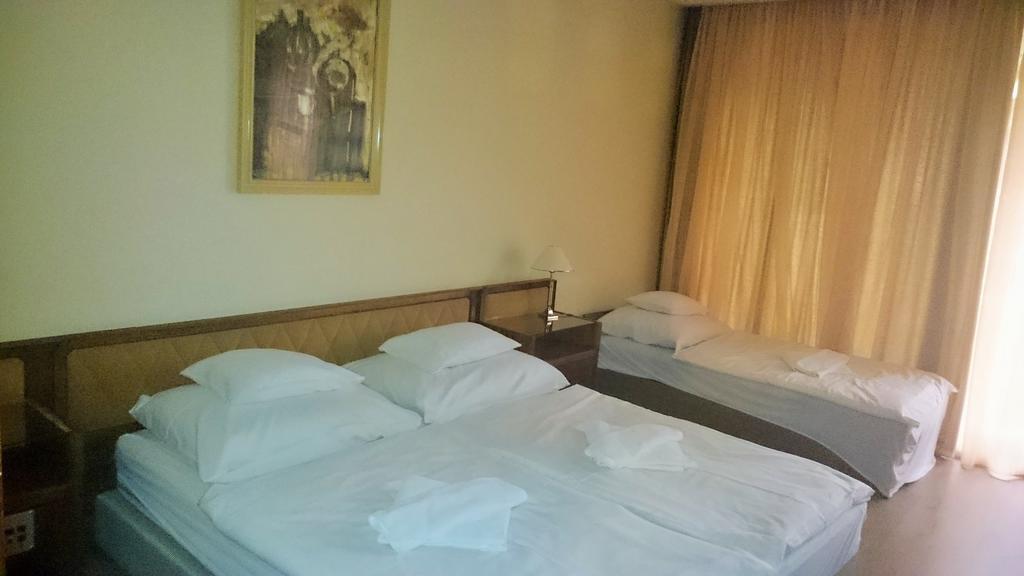 Hotel Konferencia Győr Zewnętrze zdjęcie