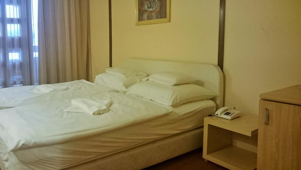 Hotel Konferencia Győr Zewnętrze zdjęcie