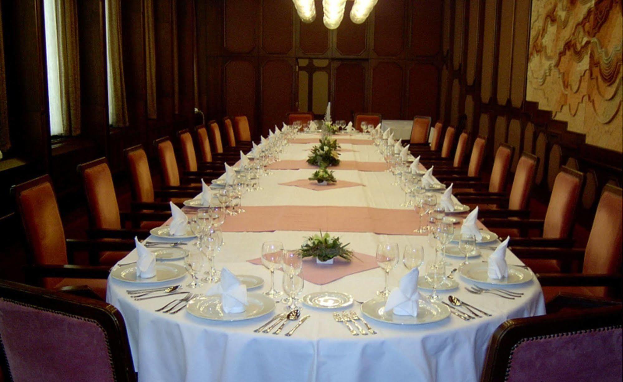 Hotel Konferencia Győr Zewnętrze zdjęcie