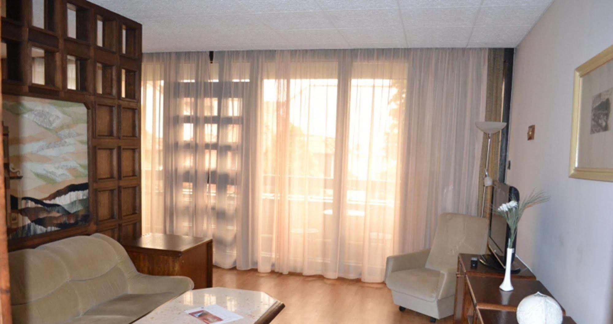Hotel Konferencia Győr Zewnętrze zdjęcie